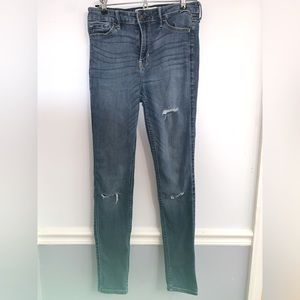 Hollister High Rise Super Skinny Size 5R Jeans